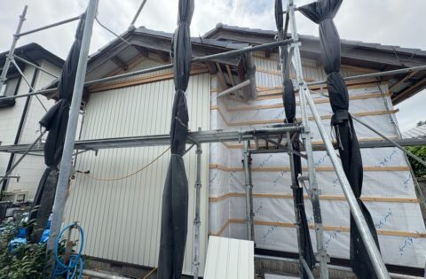 ⑤成形角波貼り
