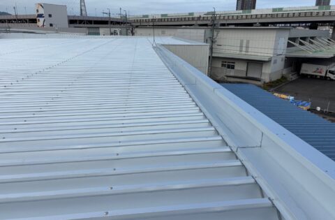 ⑨雨押え・笠木取り付け