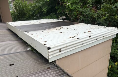 ⑬物置屋根施工前