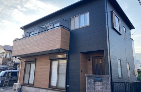 ⑱外壁リフォーム後（施工していた所をＭ様が撮影してくれました）