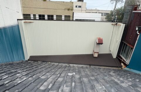 ④外壁・屋根・笠木施工後