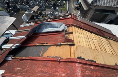②屋根復旧工事前