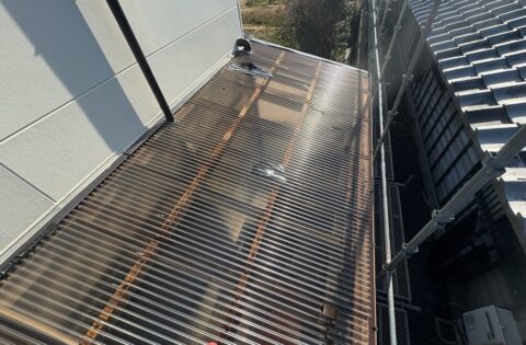 ⑱明り取り屋根　竜巻被災時