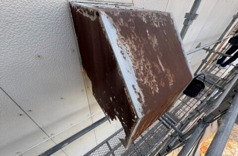 ②500ｍｍ角換気フード修理前