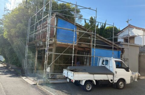 ②既存外壁解体中