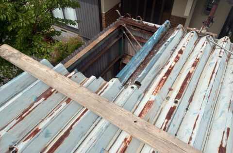 ③屋根受けタイトフレーム・C鋼下地の劣化状態