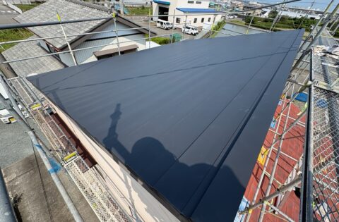 ⑧屋根葺き後