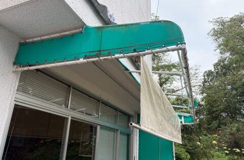 ⑤庇屋根修理前
